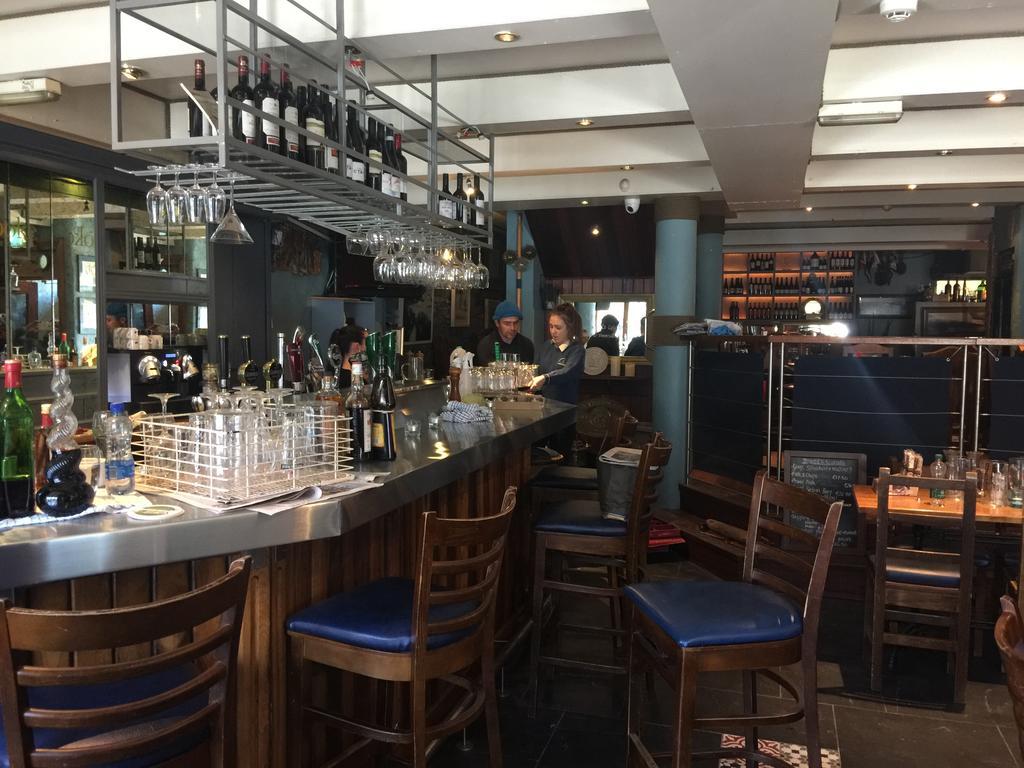 Quinlan & Cooke Boutique Townhouse And Qcs Seafood Restaurant Hotel Cahersiveen Exterior foto